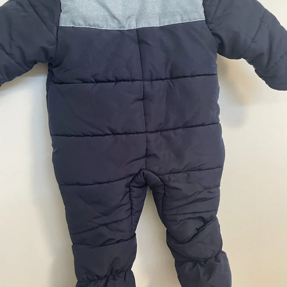 OshKosh B'gosh Navy and Light Blue Snow Puffer Jumper 6/9mo